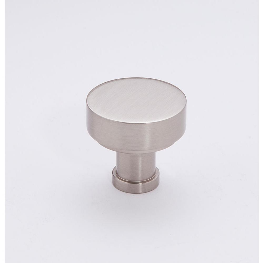 1 1/8&apos;&apos; Knob