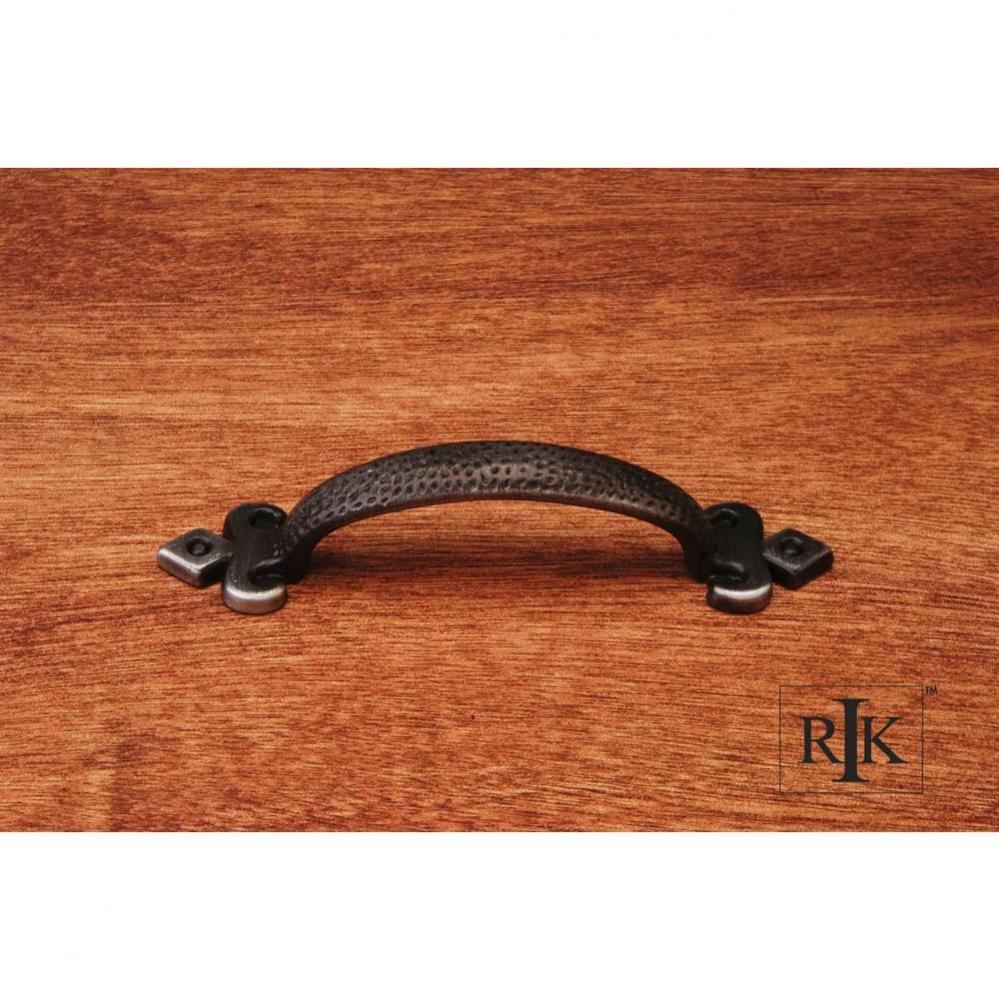 Divet Indent Bow Pull with Gothic Ends